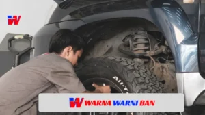 Read more about the article Cuaca Panas Ekstrem dan Macet? Ini Tips Merawat Ban Mobil Surabaya Agar Tidak Pecah di Jalan
